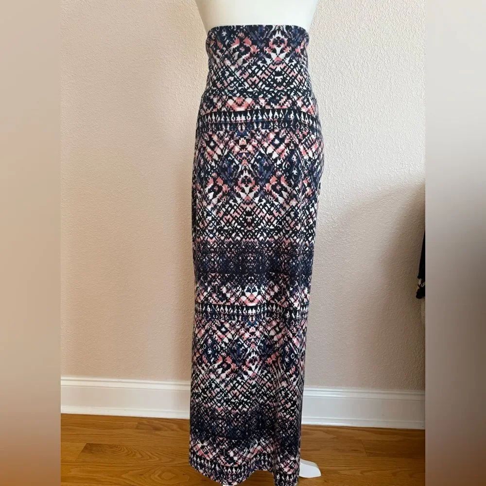 Lily Rose Black and White Maxi Skirt Resort Wear